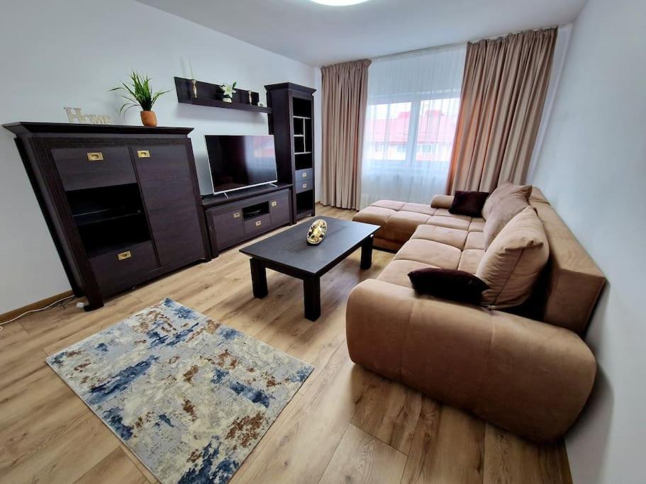 Apartamento Forest Intimate Hideaway - Sub Padure Love Nest Braşov Exterior foto